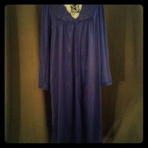 Vanity Fair Rich Purple Night Gown, Small, Button